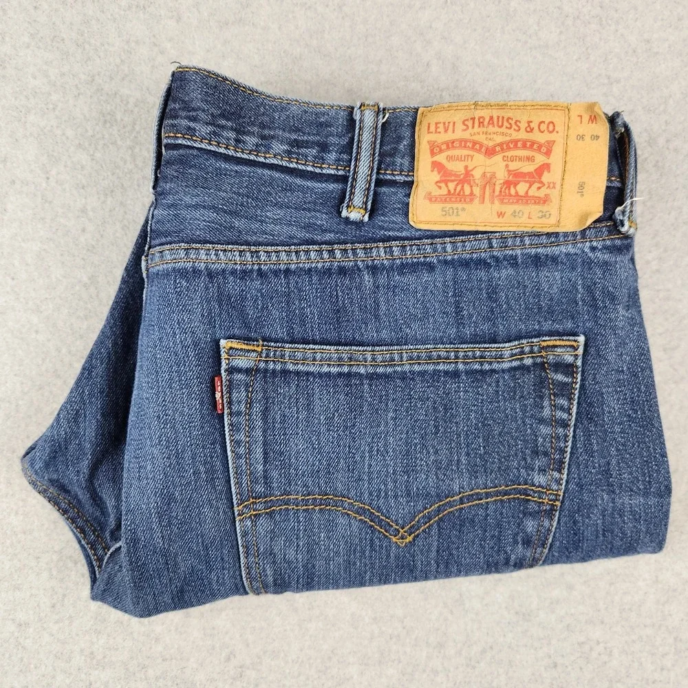 Levi's 501 Jeans Men's 40x30 Original Straight Fit Button Fly Medium 100% Cotton